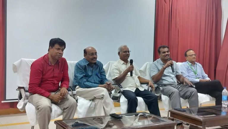 NIPER Hajipur successfully hosted the Distinguished Expert Seminar on Biological Therapeutics on 23–24 March 2026. Eminent speakers including Dr. Yogeswara Rao D, Dr. Ramakrishna Sistla & Prof. Noorudin Khan shared insights on molecular immunobiology & vaccinology